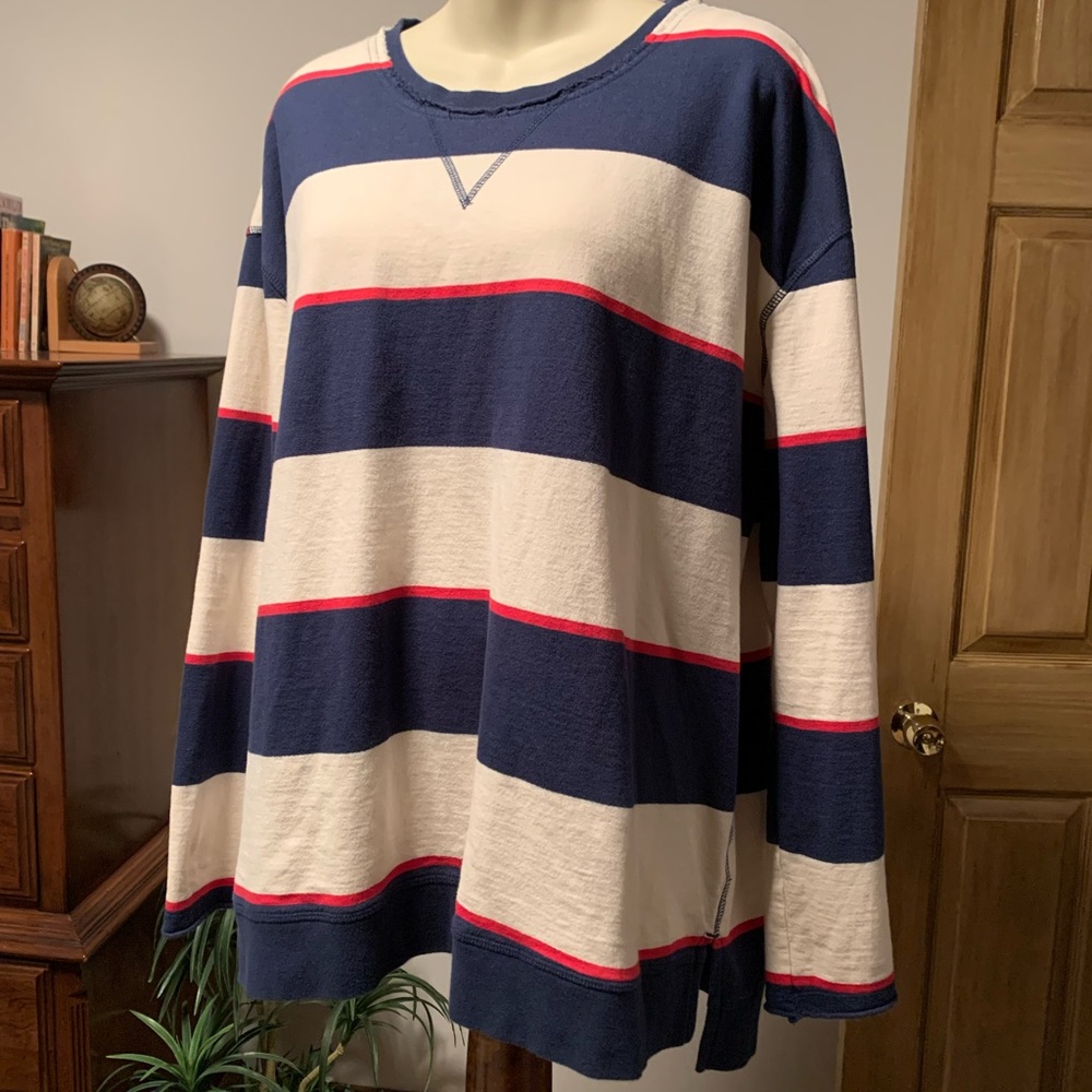 New WOT Ladies heavy knit, stripe t-shirt